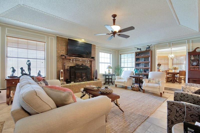 301 Ryan Avenue, Burleson TX 76028 - Photo 20