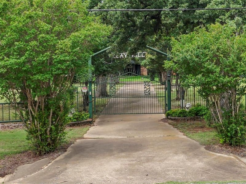 301 Ryan Avenue, Burleson TX 76028 - Photo 33