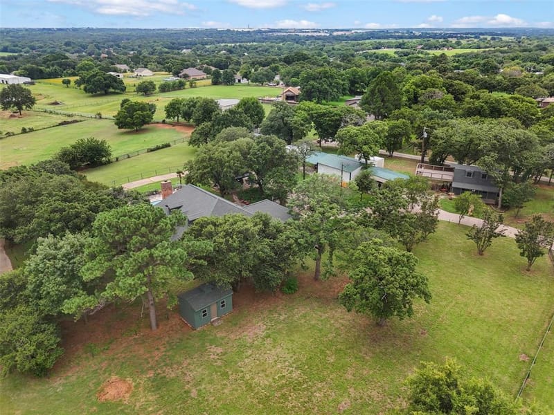 301 Ryan Avenue, Burleson TX 76028 - Photo 39