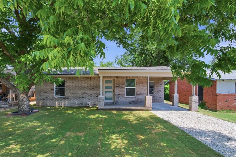 5610 Calloway Street, Sansom Park TX 76114 - Photo 2