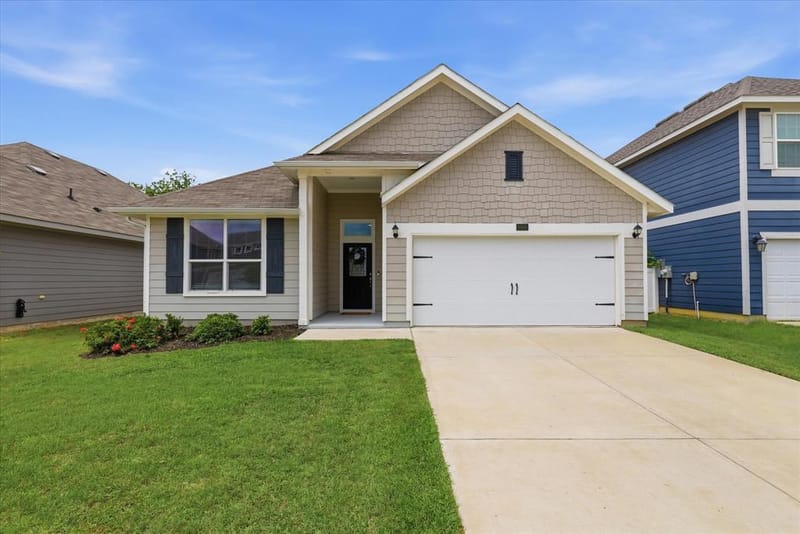 8993 Fair Oaks Drive, Providence Village TX 76227 - Photo 5