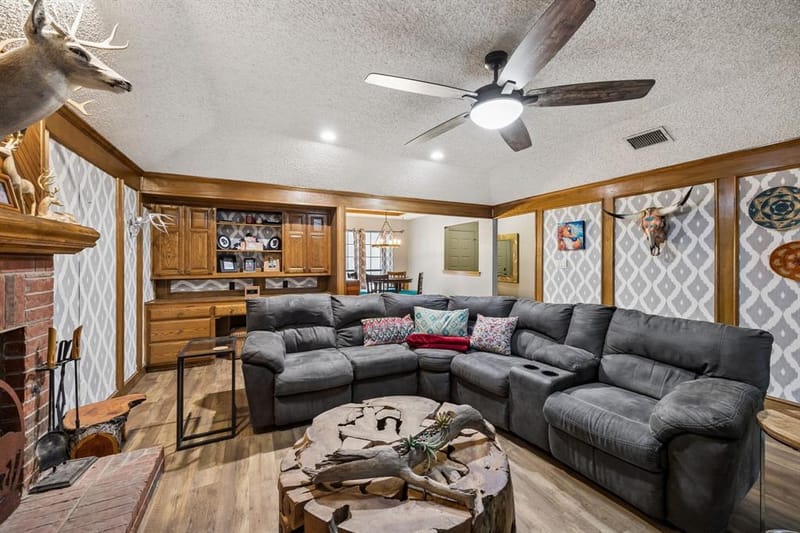 301 Southlake Drive, Forney TX 75126 - Photo 6