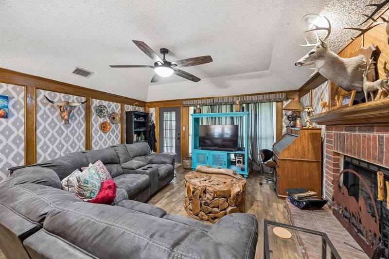 301 Southlake Drive, Forney TX 75126 - Photo 7