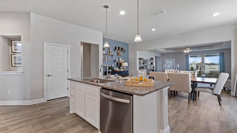 2620 GOLDFINCH Drive, Denton TX 76205 - Photo 6