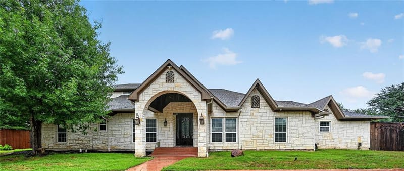 14126 Brookridge Circle, Dallas TX 75254 - Photo 3