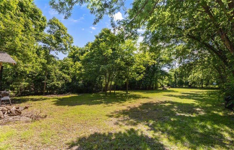 1019 S Star Street S, Bonham TX 75418 - Photo 9