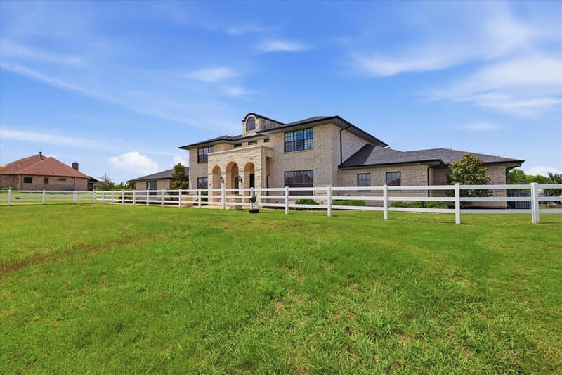 89 Thornwood Lane, Van Alstyne TX 75495 - Photo 4