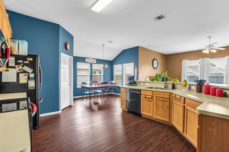 106 Aspenwood Trail, Forney TX 75126 - Photo 5