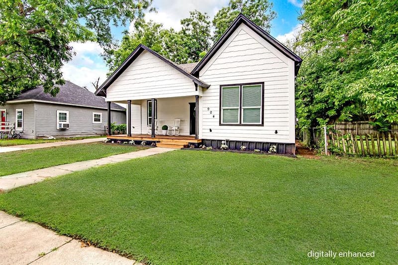 904 S Anglin Street, Cleburne TX 76031 - Photo 4