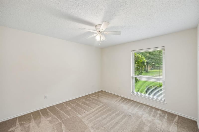 1908 Scarlett Court, Arlington TX 76012 - Photo 33