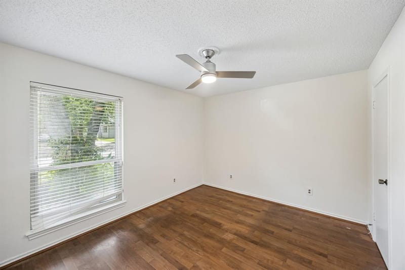 1908 Scarlett Court, Arlington TX 76012 - Photo 18