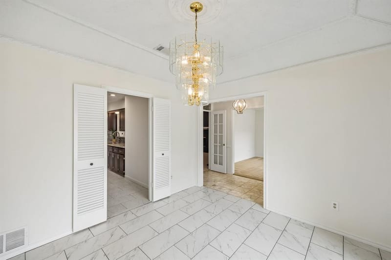 1908 Scarlett Court, Arlington TX 76012 - Photo 11