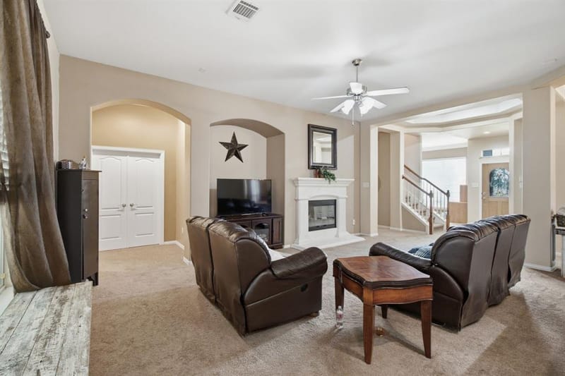 8100 Yucatan Court, Arlington TX 76002 - Photo 7