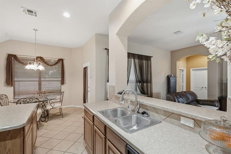 8100 Yucatan Court, Arlington TX 76002 - Photo 14