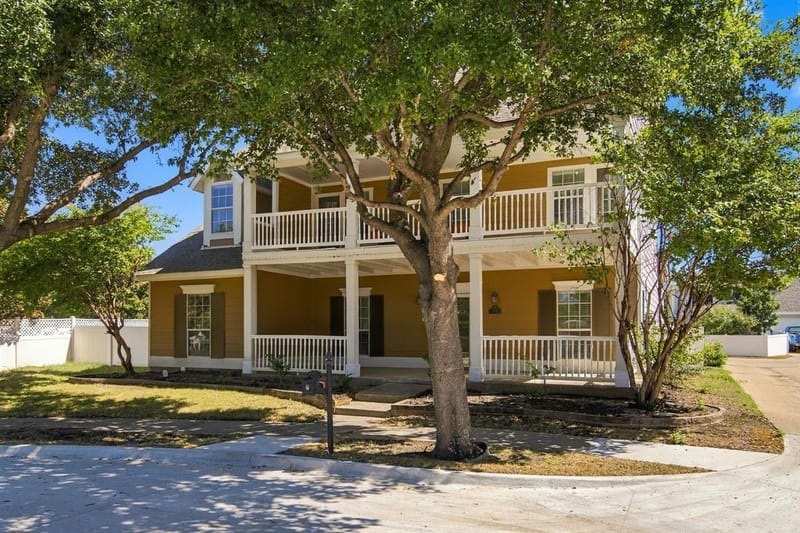 1140 Wenk Court, Aubrey TX 76227 - Photo 3