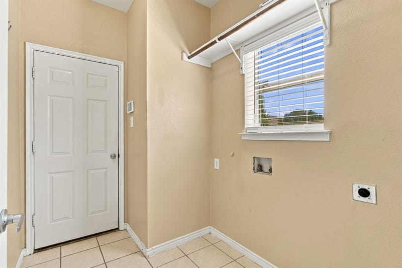 1140 Wenk Court, Aubrey TX 76227 - Photo 37