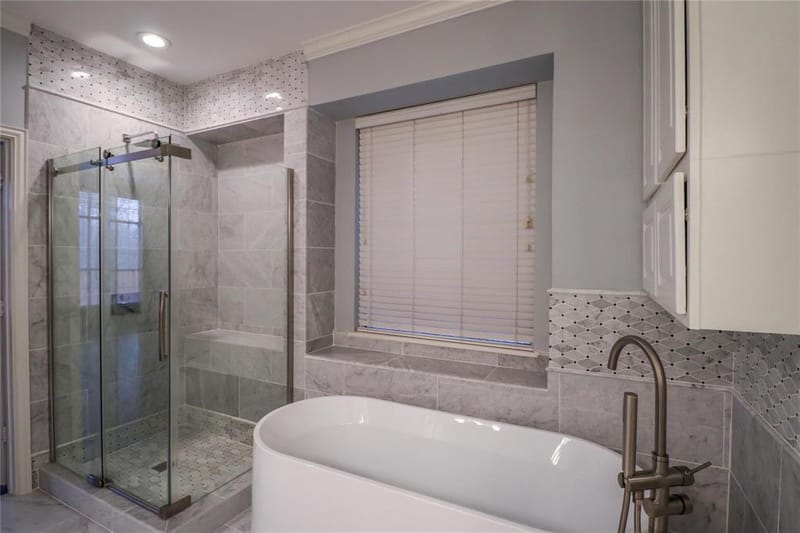 9130 Bottlebrush Lane, Irving TX 75063 - Photo 13