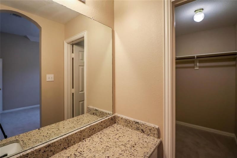 9130 Bottlebrush Lane, Irving TX 75063 - Photo 22