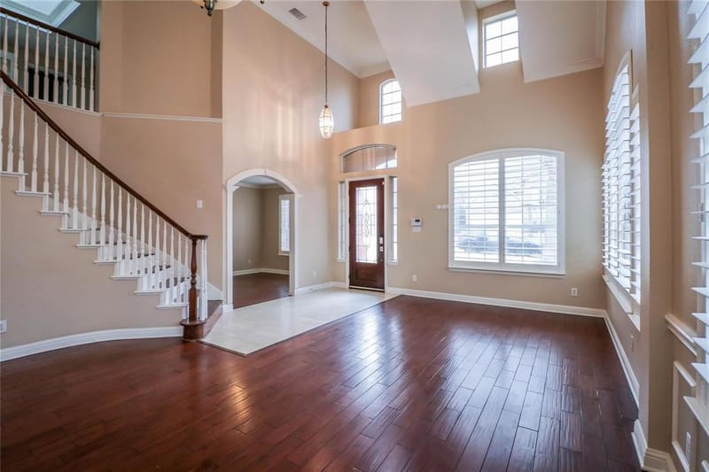 9130 Bottlebrush Lane, Irving TX 75063 - Photo 3