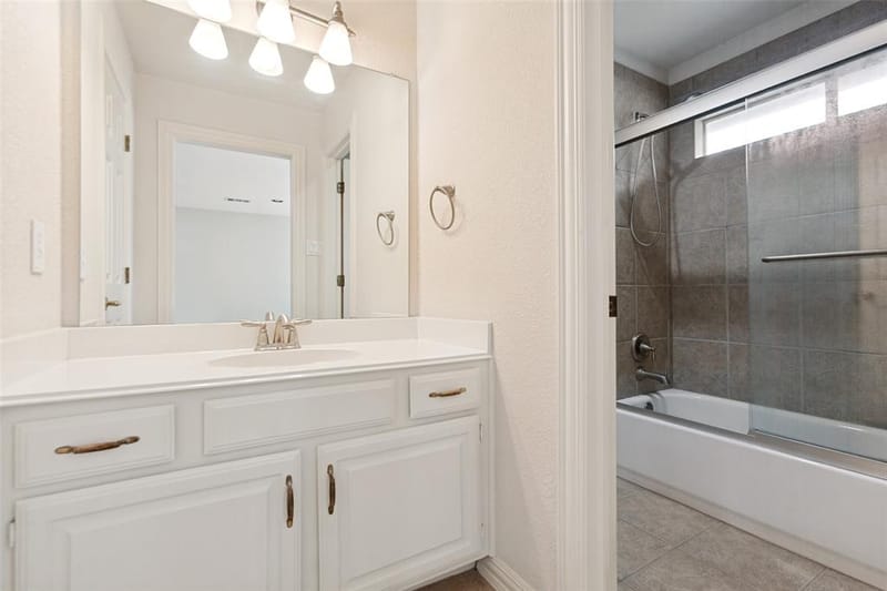 2601 Courtside Lane, Plano TX 75093 - Photo 16