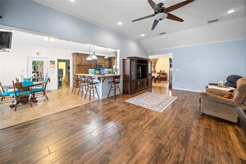 14226 County Road 434, Lindale TX 75771 - Photo 10