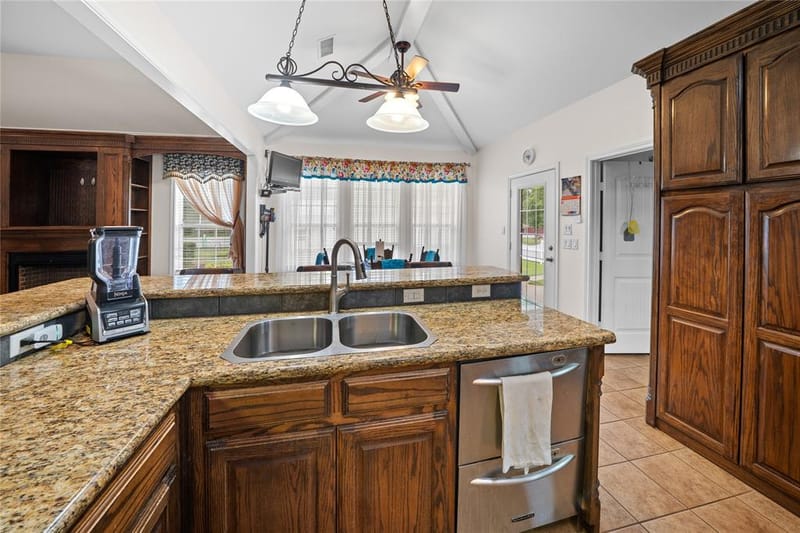 14226 County Road 434, Lindale TX 75771 - Photo 8