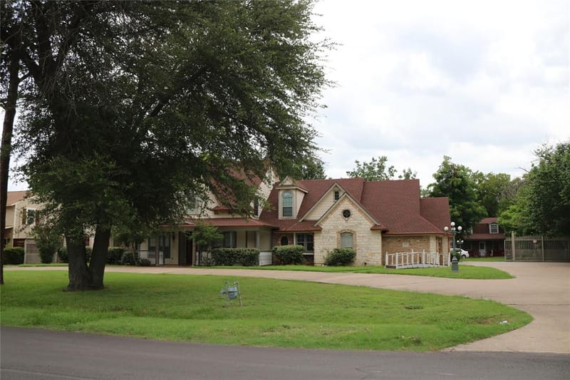 3010 Saint Lo, Irving TX 75060 - Photo 14