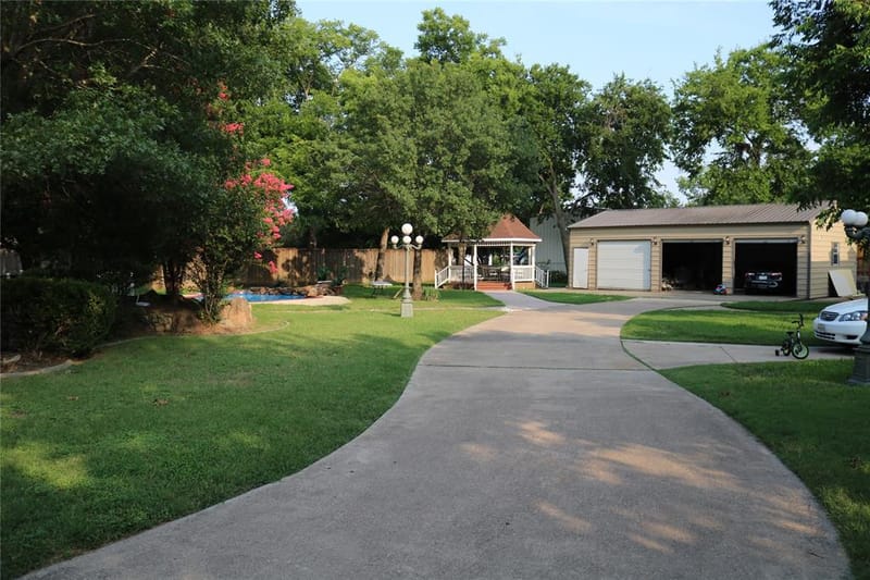 3010 Saint Lo, Irving TX 75060 - Photo 4
