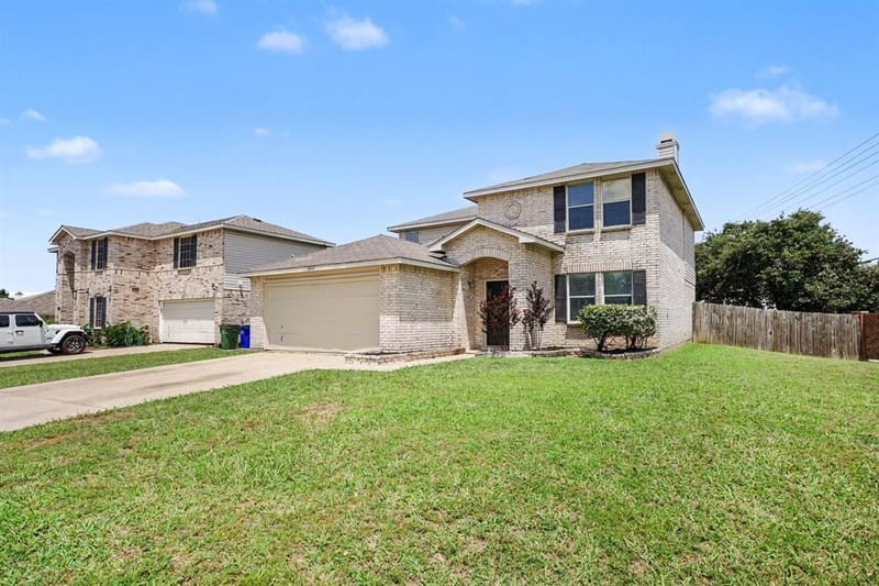 14847 Canyonridge Drive, Balch Springs TX 75180 - Photo 2