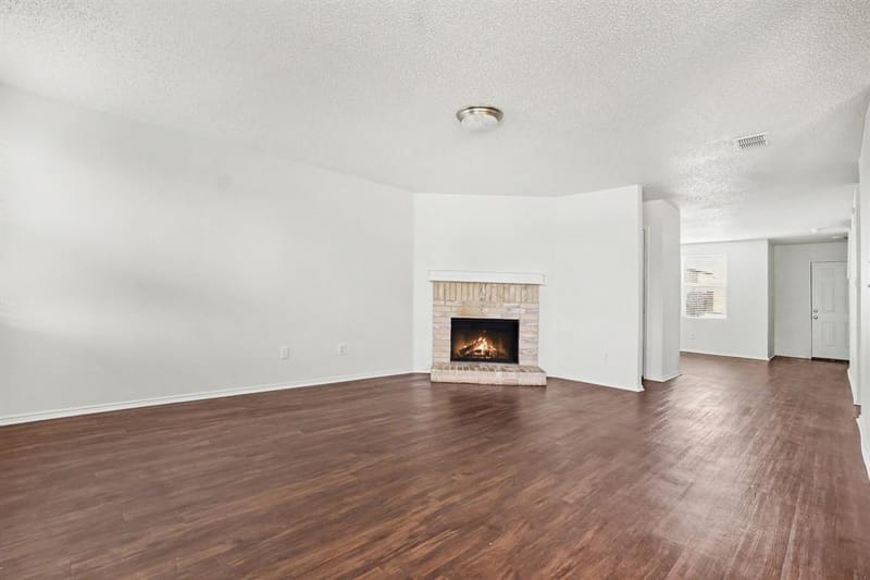 14847 Canyonridge Drive, Balch Springs TX 75180 - Photo 7