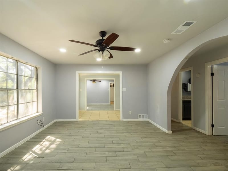 605 Blue Lake Drive, Fort Worth TX 76103 - Photo 17