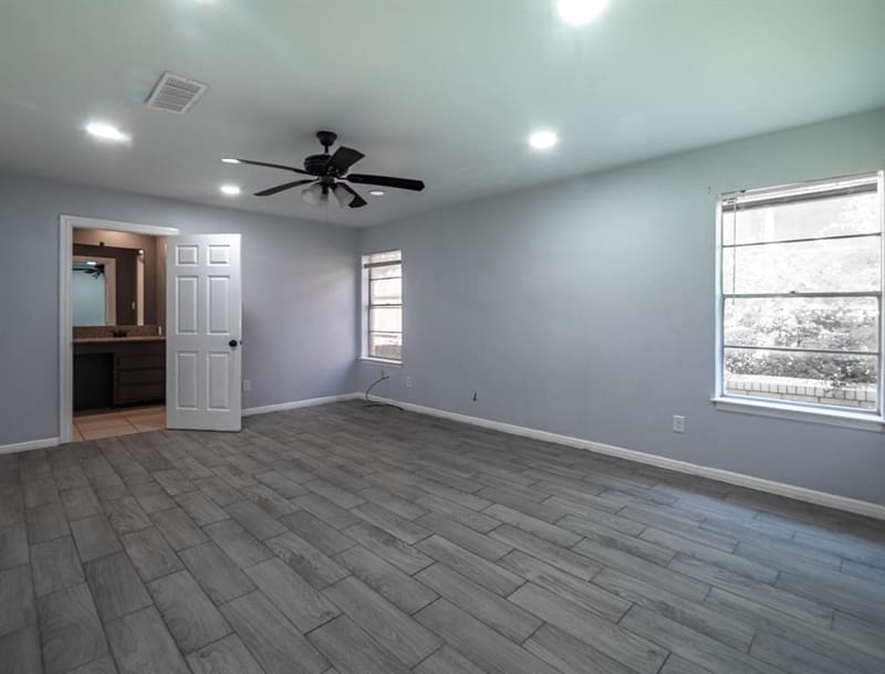 605 Blue Lake Drive, Fort Worth TX 76103 - Photo 12