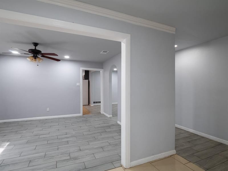 605 Blue Lake Drive, Fort Worth TX 76103 - Photo 18