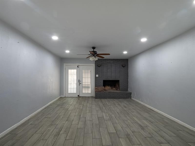 605 Blue Lake Drive, Fort Worth TX 76103 - Photo 15