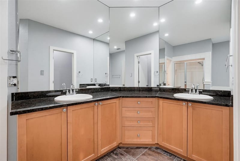 4830 Cedar Springs Road # 30, Dallas TX 75219 - Photo 26