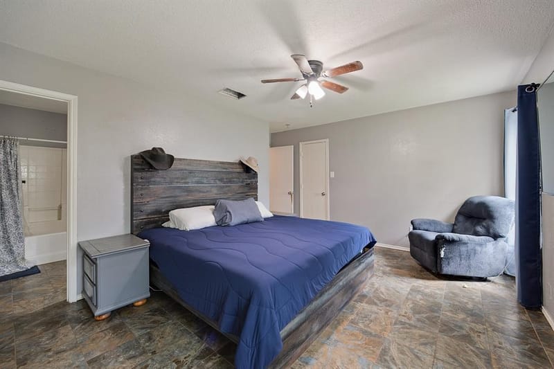 5600 Wiltshire Drive, Fort Worth TX 76135 - Photo 11