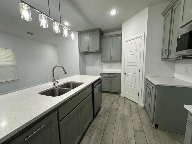 917 E Maddox Avenue, Fort Worth TX 76104 - Photo 9