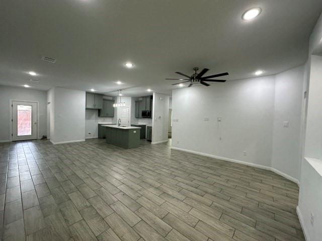 917 E Maddox Avenue, Fort Worth TX 76104 - Photo 4