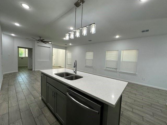 917 E Maddox Avenue, Fort Worth TX 76104 - Photo 8