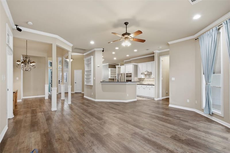 1109 Brook Arbor Drive, Mansfield TX 76063 - Photo 9