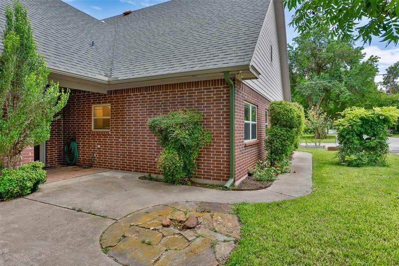 226 Gordon Street, Gainesville TX 76240 - Photo 34