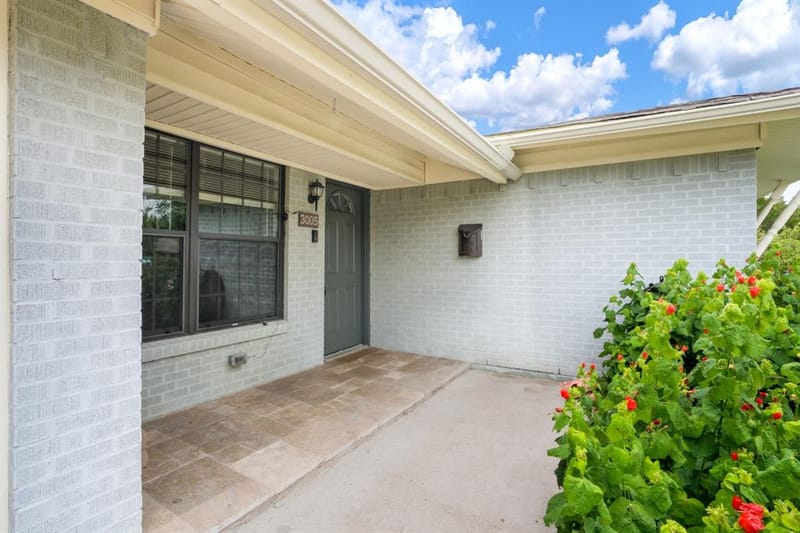 3005 Cameo Lane, Farmers Branch TX 75234 - Photo 2