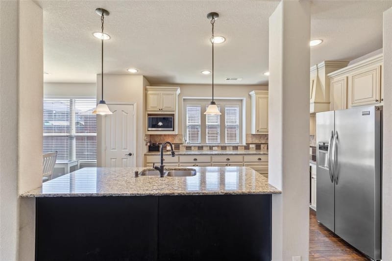 8229 Spitfire Trail, Aubrey TX 76227 - Photo 8