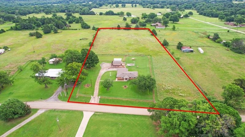 3472 Desvoignes Road, Denison TX 75021 - Photo 24
