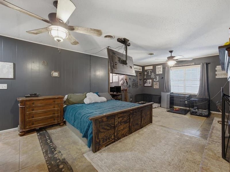 901 Pebble Street, Bowie TX 76230 - Photo 23