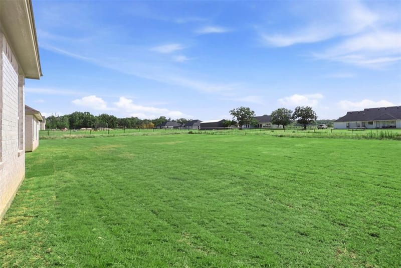 2004 Forest Bridge Drive, Azle TX 76020 - Photo 34