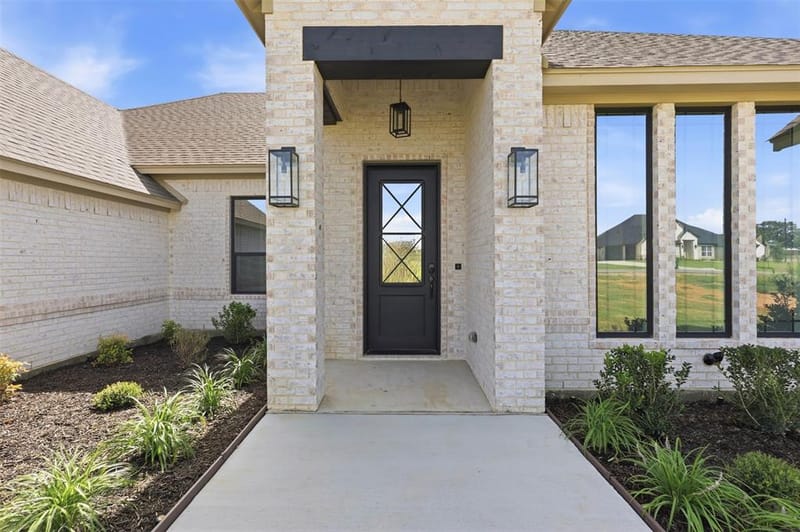 2004 Forest Bridge Drive, Azle TX 76020 - Photo 4