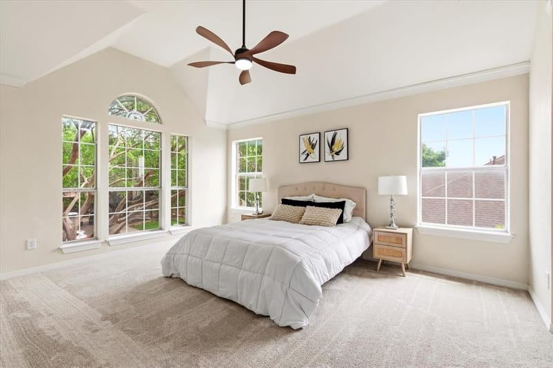 634 Meadowcrest Drive, Highland Village TX 75077 - Photo 7