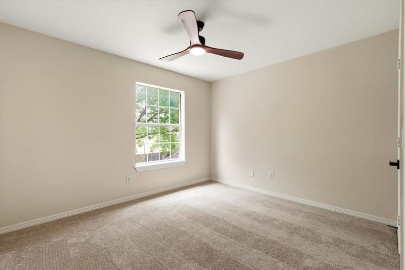 634 Meadowcrest Drive, Highland Village TX 75077 - Photo 30
