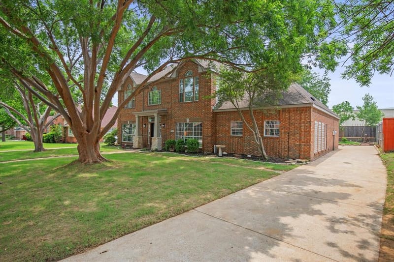 634 Meadowcrest Drive, Highland Village TX 75077 - Photo 39